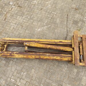 Torre Triplex: Para Empilhadeira: Yale Modelo: G87P Elevação: 6800 +-Mm Capacidade: 3000Kg